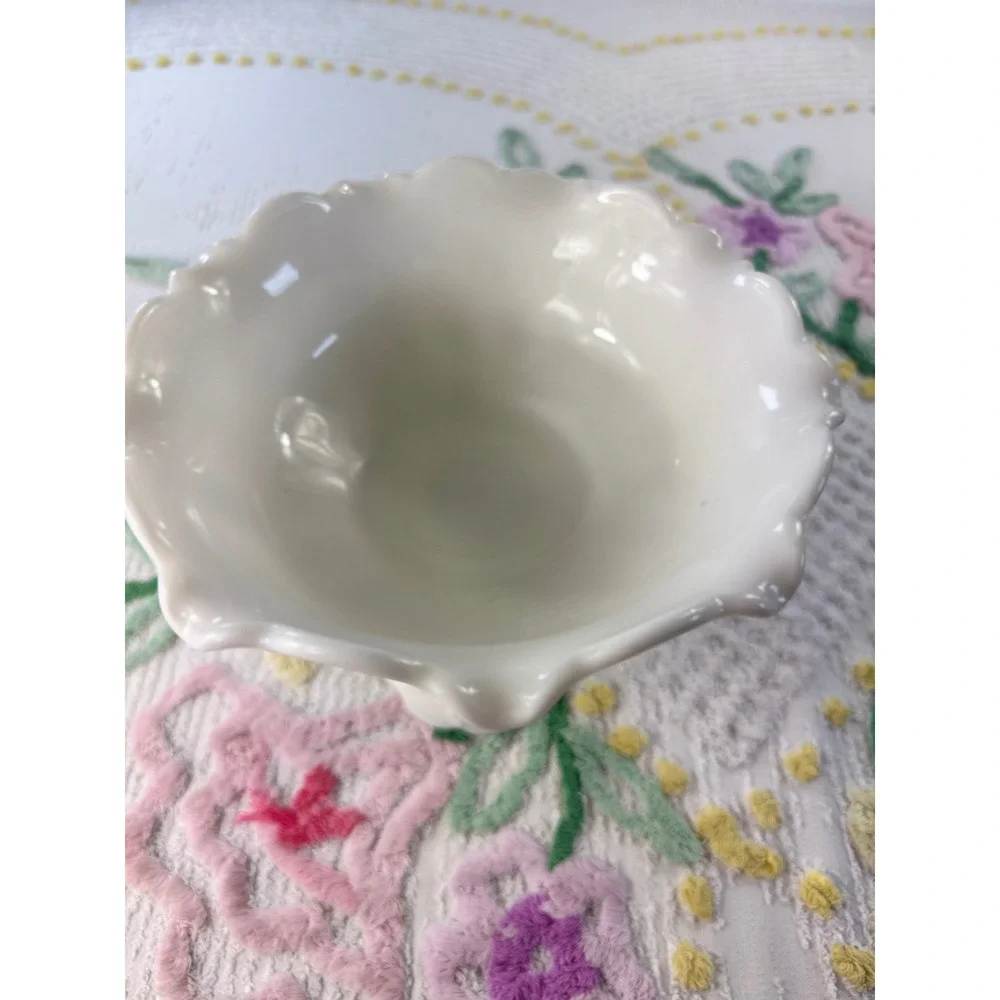 Westmoreland Milk Glass Paneled Grape Pedestal Bowl Scalloped Compote Candy Dish